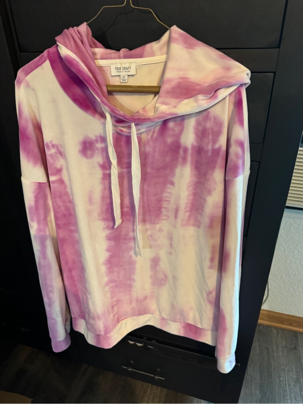 True Craft Women's Pink and White Tie-Dye Cowl Neck Sweater